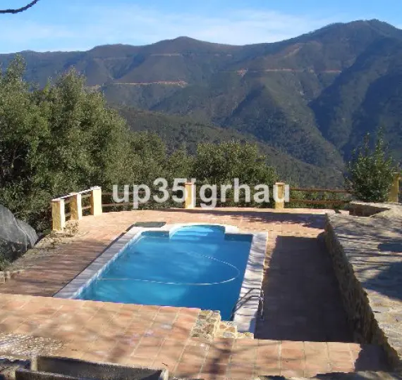 Sale of finca - cortijo in Jubrique