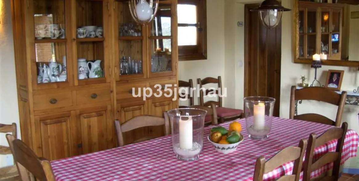 Sale of finca - cortijo in Jubrique 3