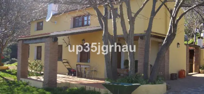 Продажа финки в Jubrique 1