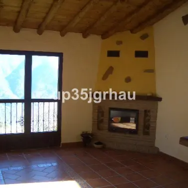 Продажа финки в Jubrique