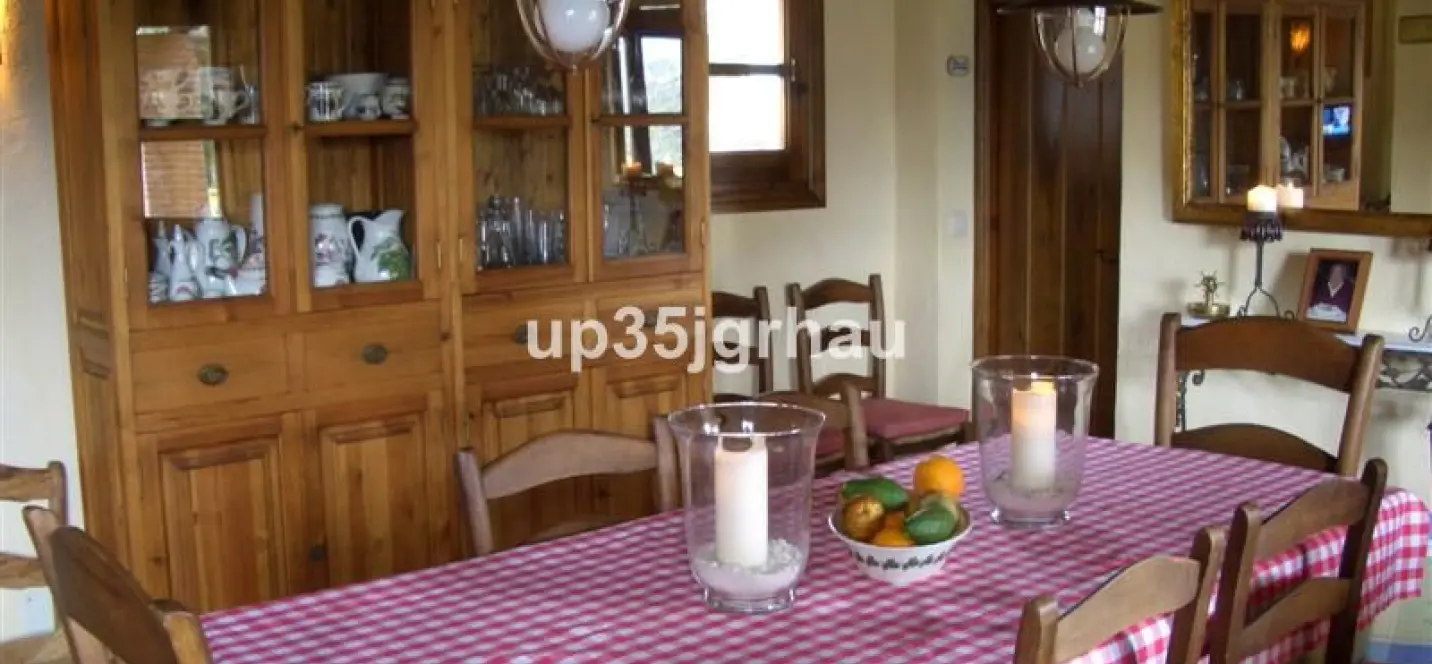 Sale of finca - cortijo in Jubrique 2