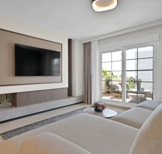 Sale of middle floor apartment in Marbella