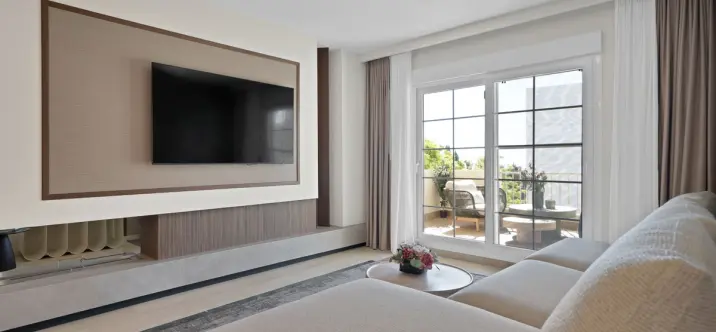 Sale of middle floor apartment in Marbella 3