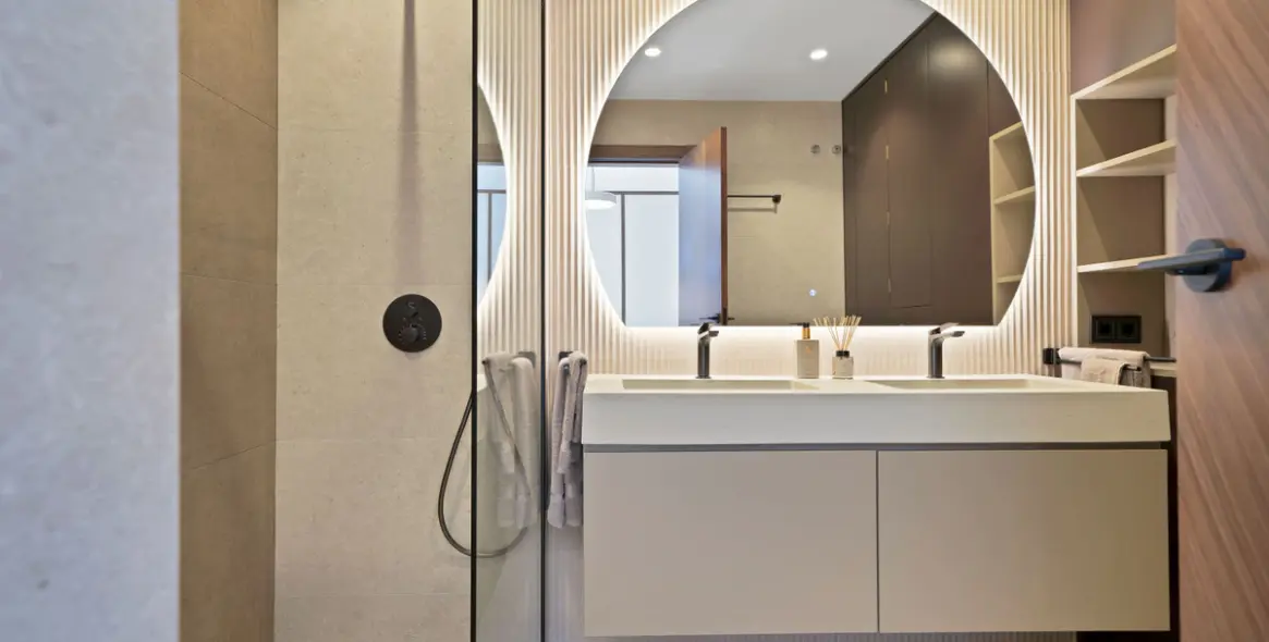 Sale of middle floor apartment in Marbella 13