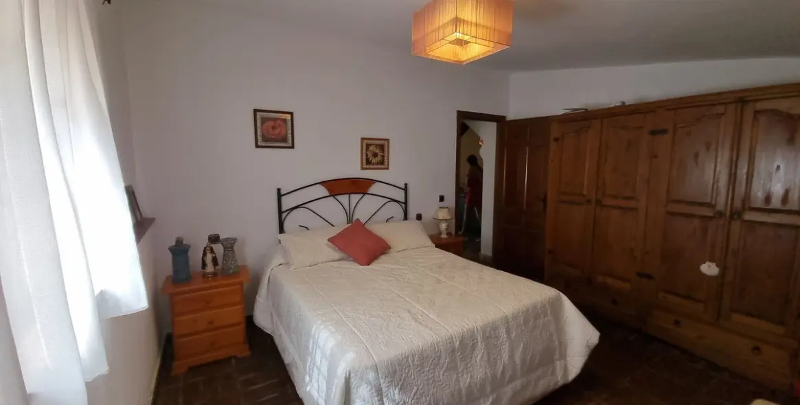 Venta de finca - cortijo en Casares 18