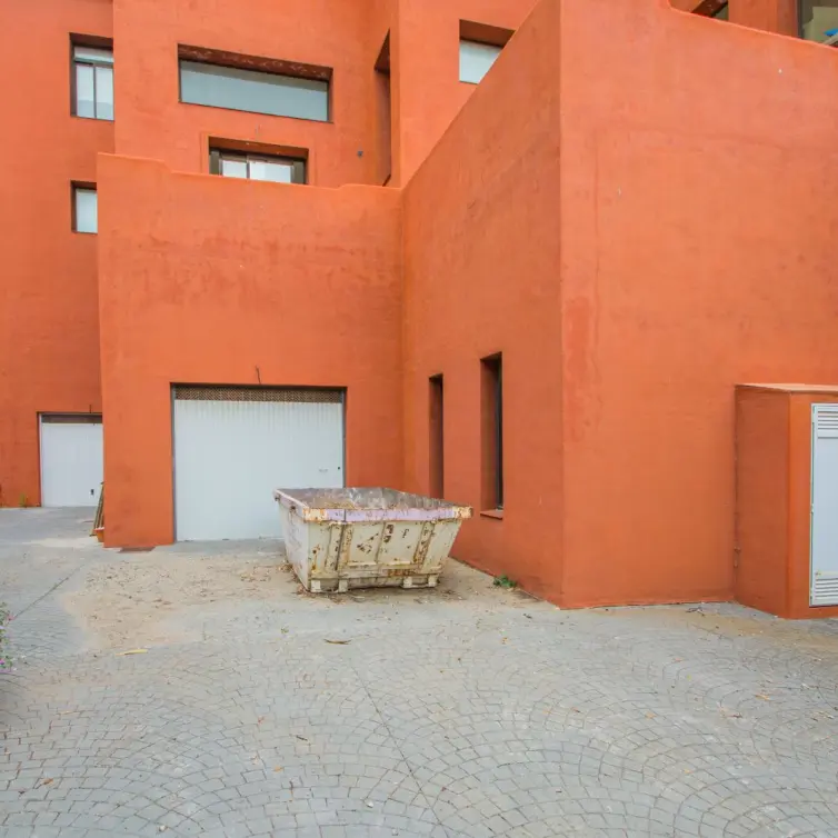 Sale of commercial premises in La Mairena
