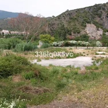 Sale of commercial plot in Benahavís