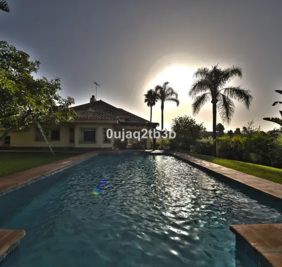 Venta de villa independiente en New Golden Mile