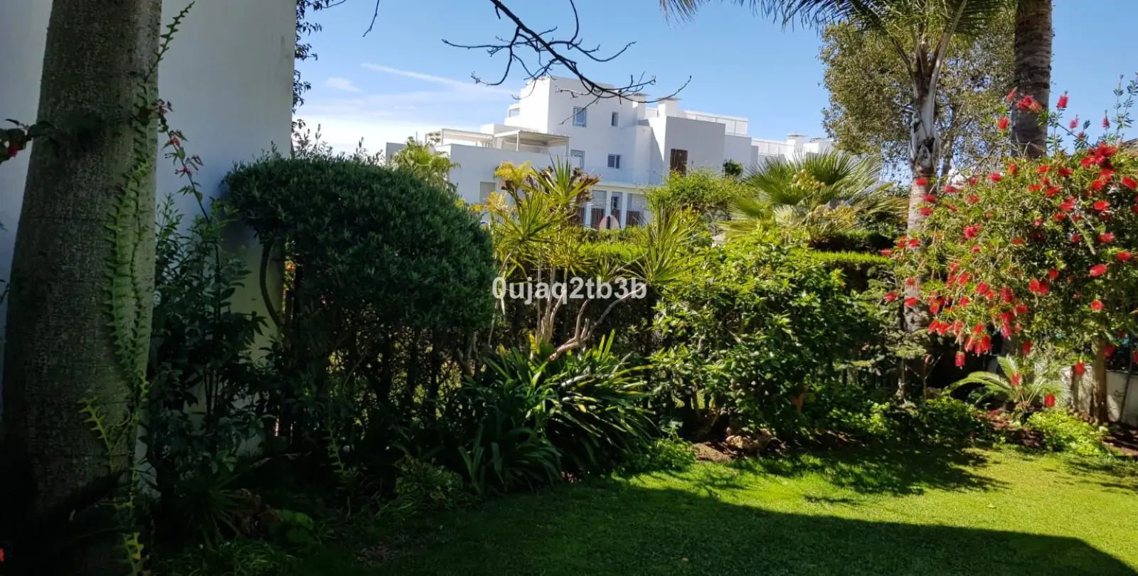 Venta de villa independiente en New Golden Mile 16