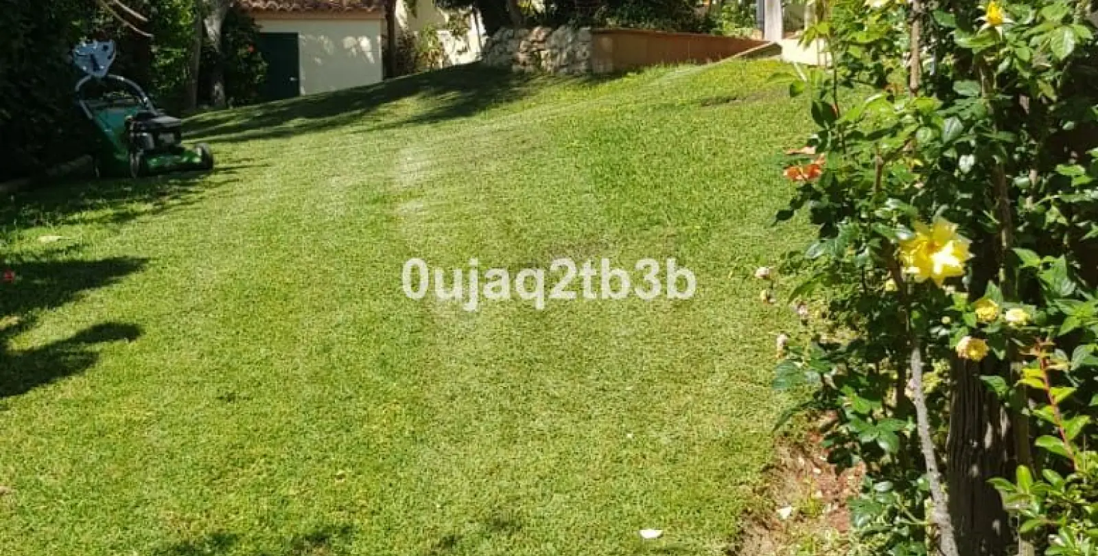 Venta de villa independiente en New Golden Mile 27