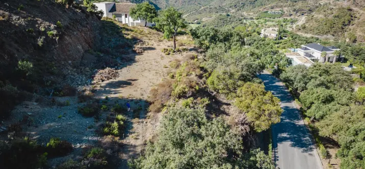 Sale of residential plot in La Zagaleta 0