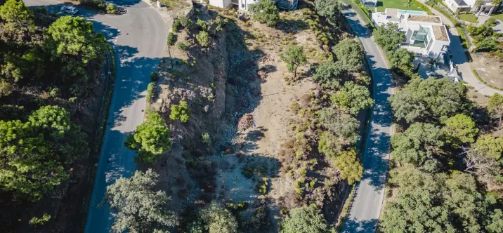 Sale of residential plot in La Zagaleta 2