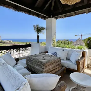Sale of penthouse in Río Real