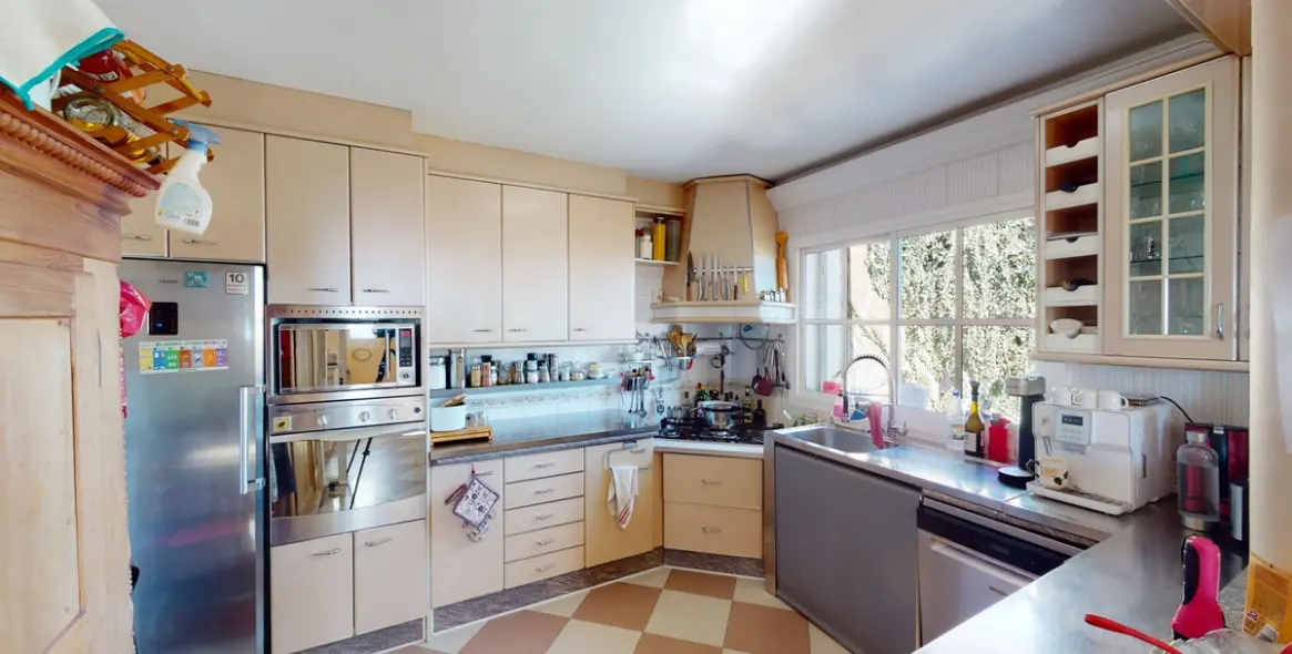 Продажа  отдельно стоящей виллы в Torrox Costa 15