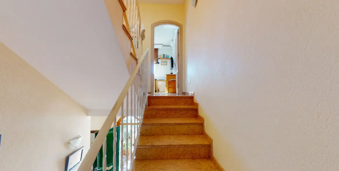 Продажа  отдельно стоящей виллы в Torrox Costa 16