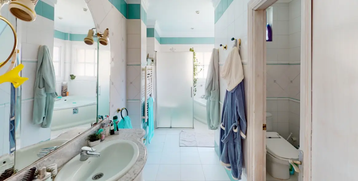 Продажа  отдельно стоящей виллы в Torrox Costa 19