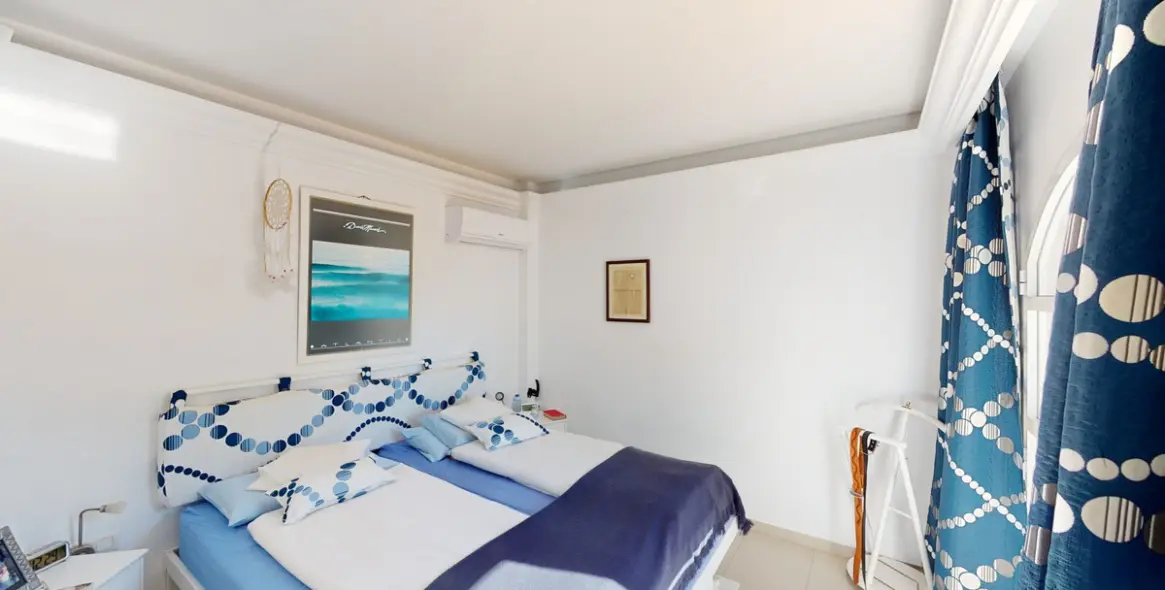 Продажа  отдельно стоящей виллы в Torrox Costa 20