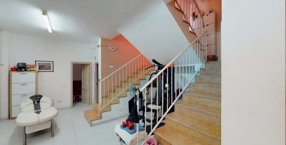 Sale of detached villa in Torrox Costa 39