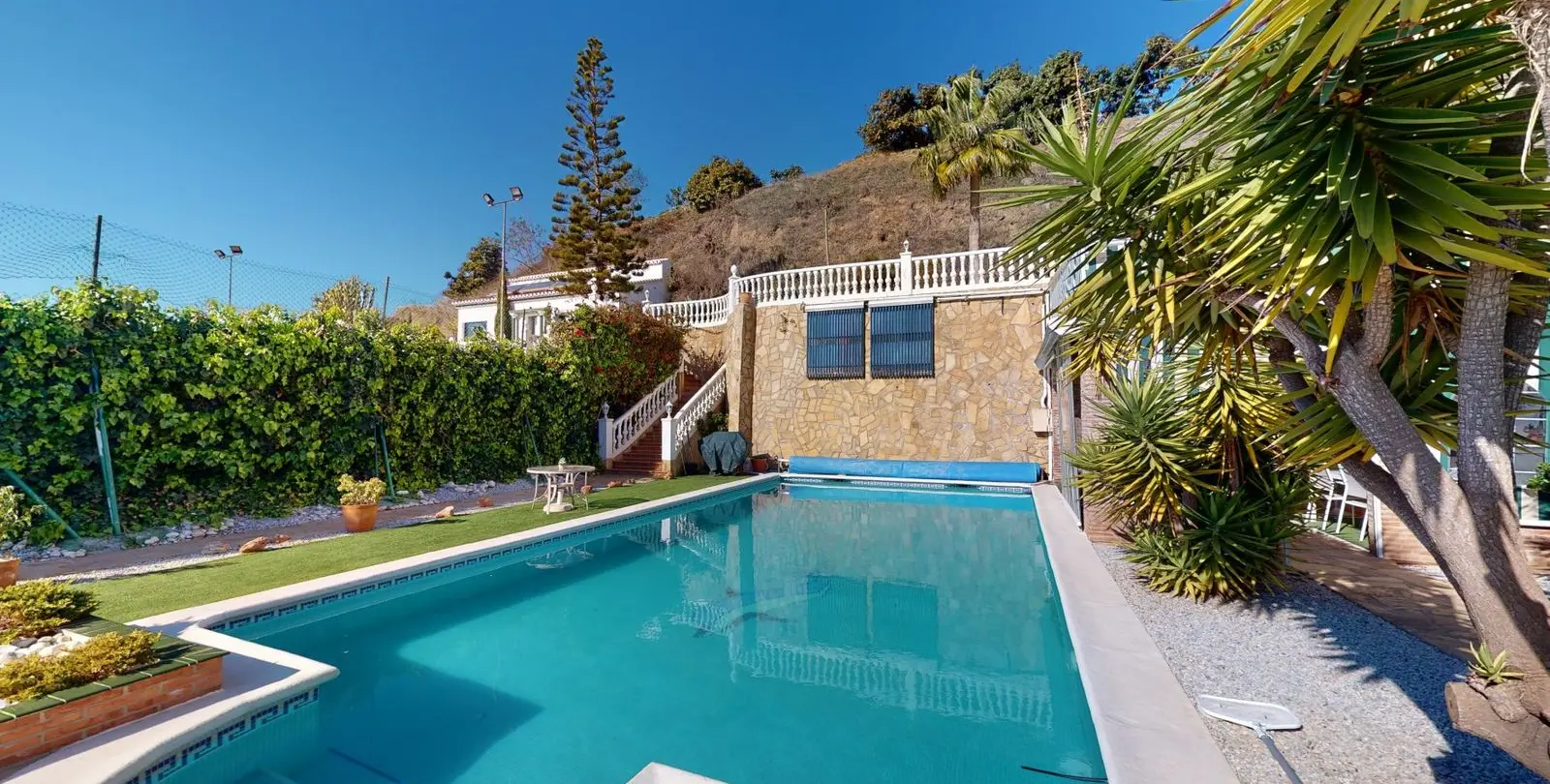 Venta de villa independiente en Torrox Costa 2