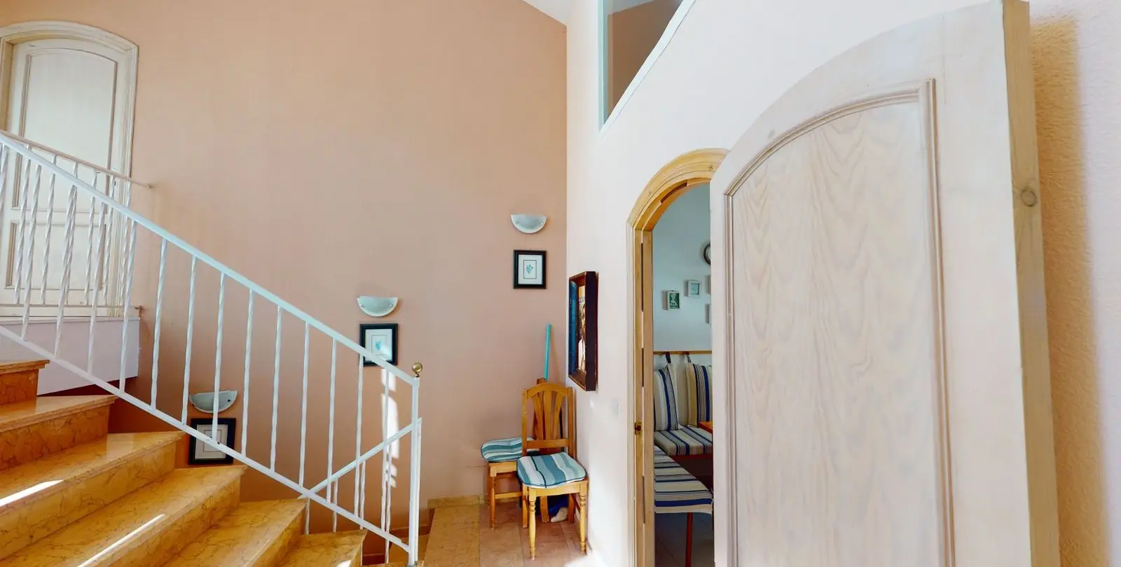 Venta de villa independiente en Torrox Costa 21