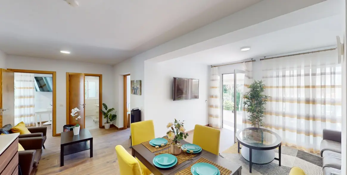 Продажа  отдельно стоящей виллы в Caleta de Vélez 9