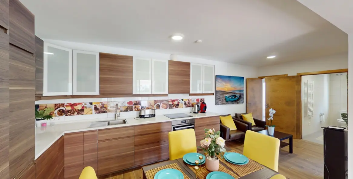 Продажа  отдельно стоящей виллы в Caleta de Vélez 10