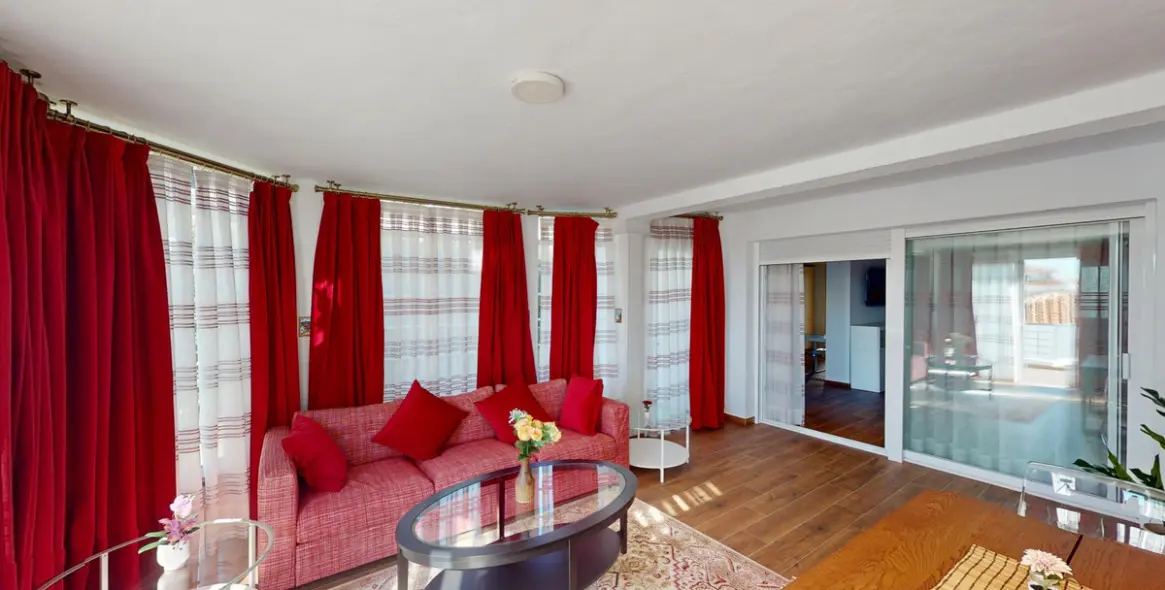 Sale of detached villa in Caleta de Vélez 23