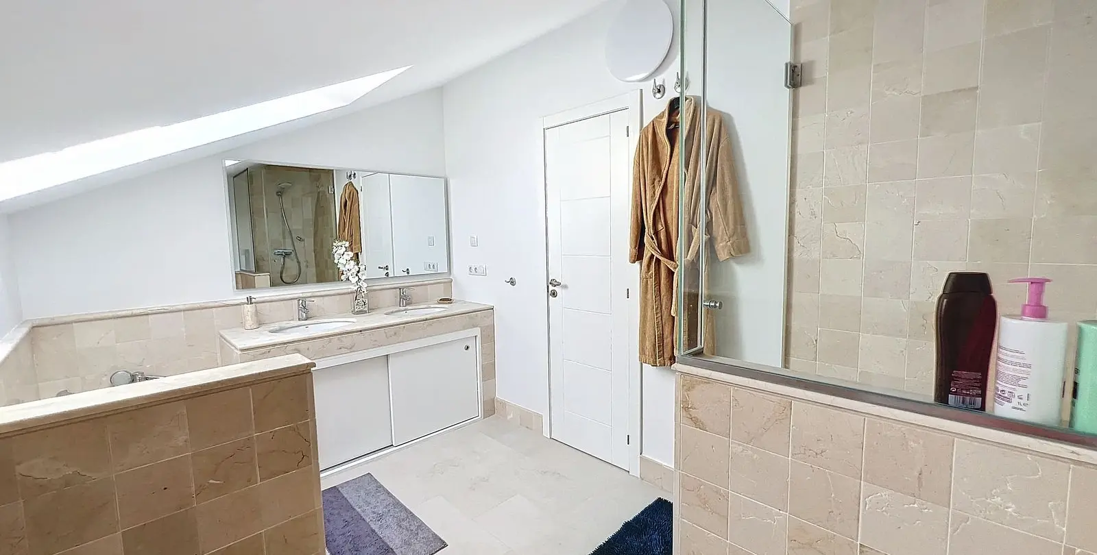 Продажа дома на две семьи в Benalmadena 55