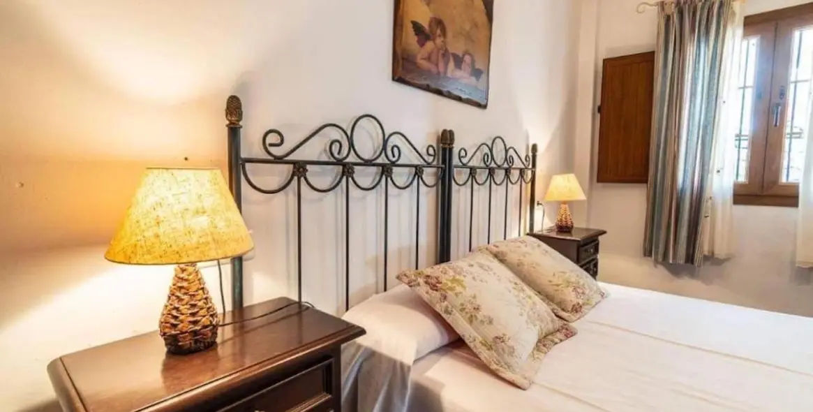 Sale of detached villa in Frigiliana 23