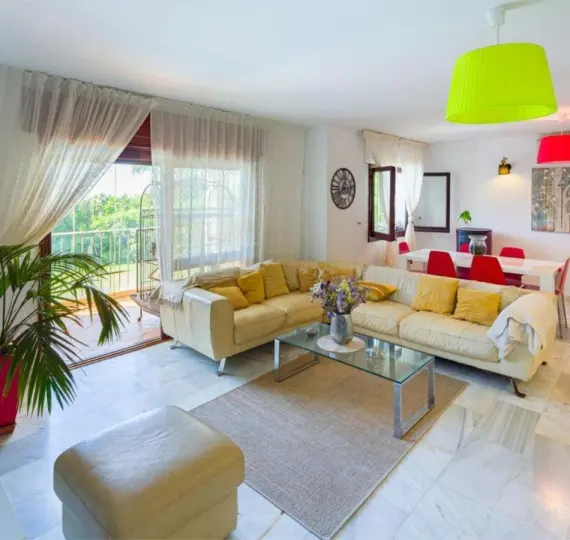 Продажа  отдельно стоящей виллы в El Rosario