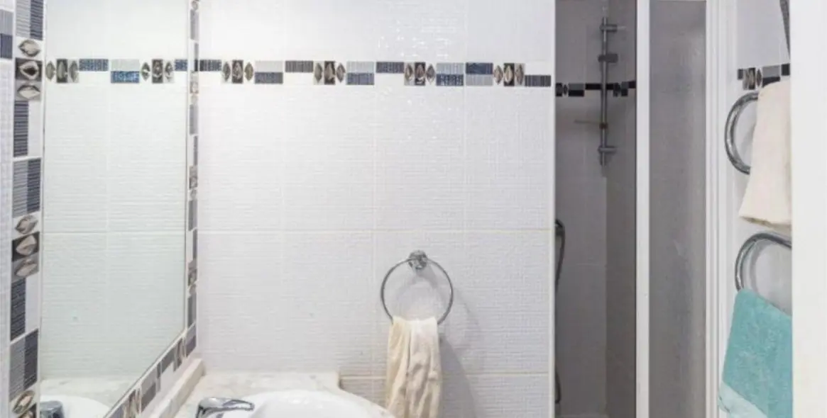 Venta de villa independiente en El Rosario 16