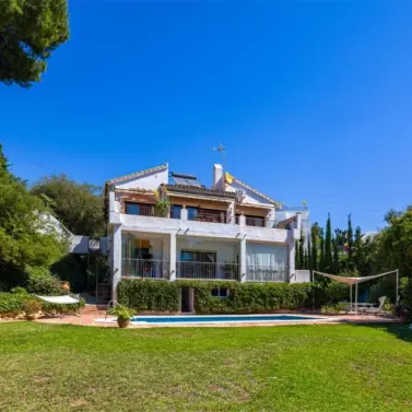 Venta de villa independiente en El Rosario