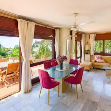 Venta de villa independiente en El Rosario