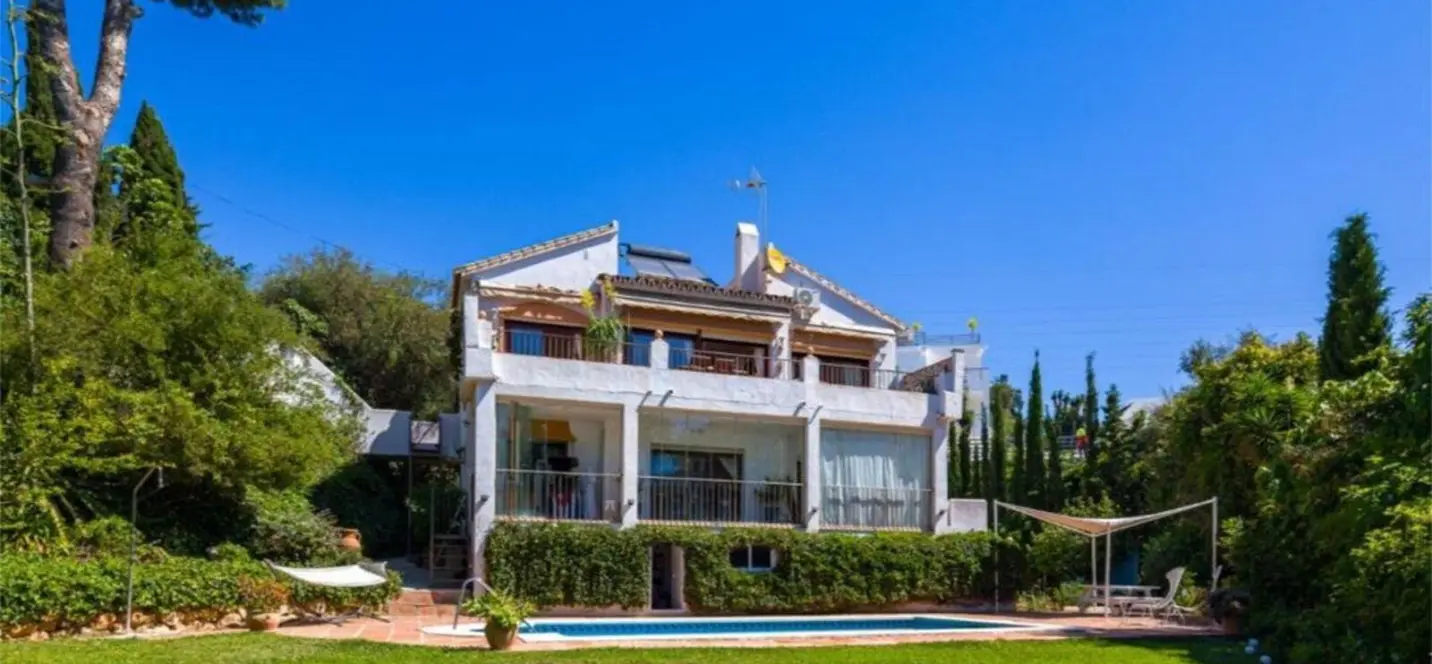 Sale of detached villa in El Rosario 0