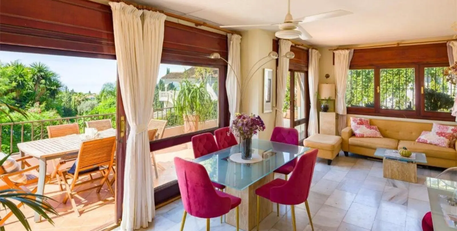 Sale of detached villa in El Rosario 5