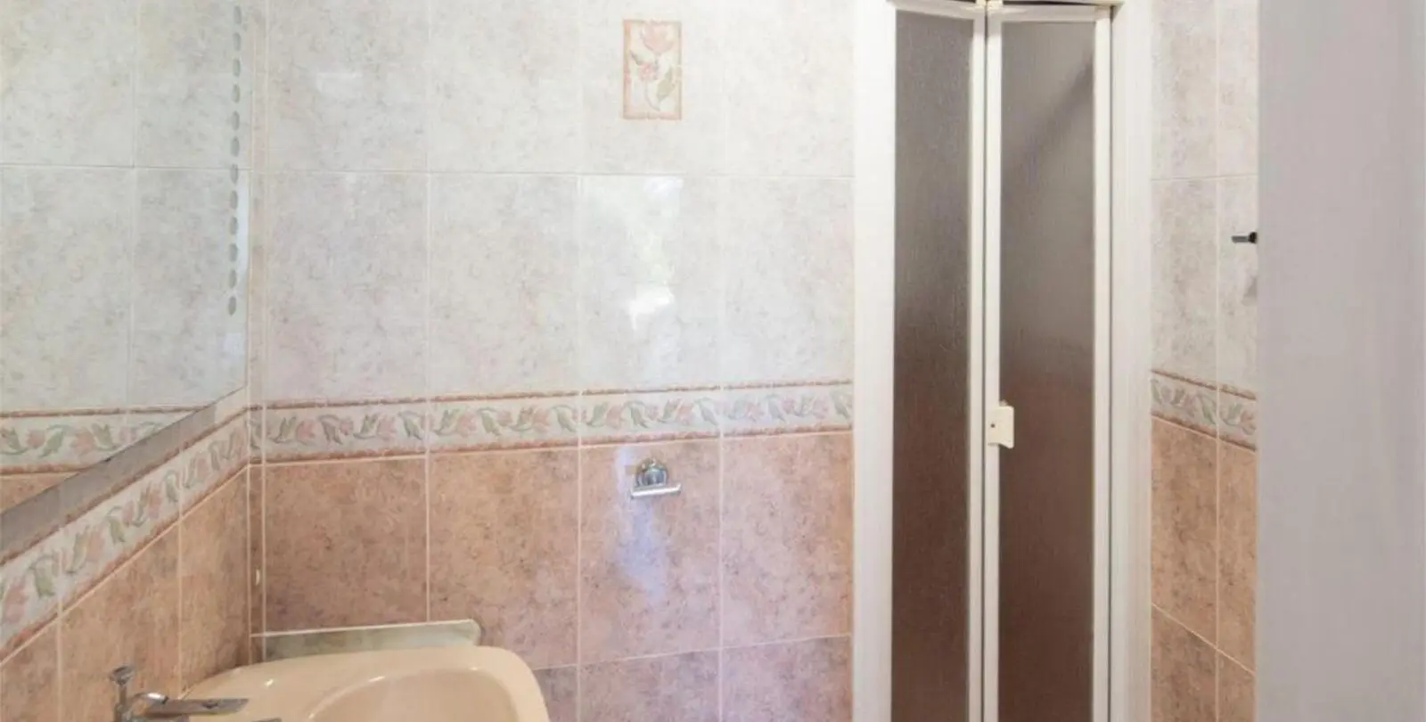 Sale of detached villa in El Rosario 14