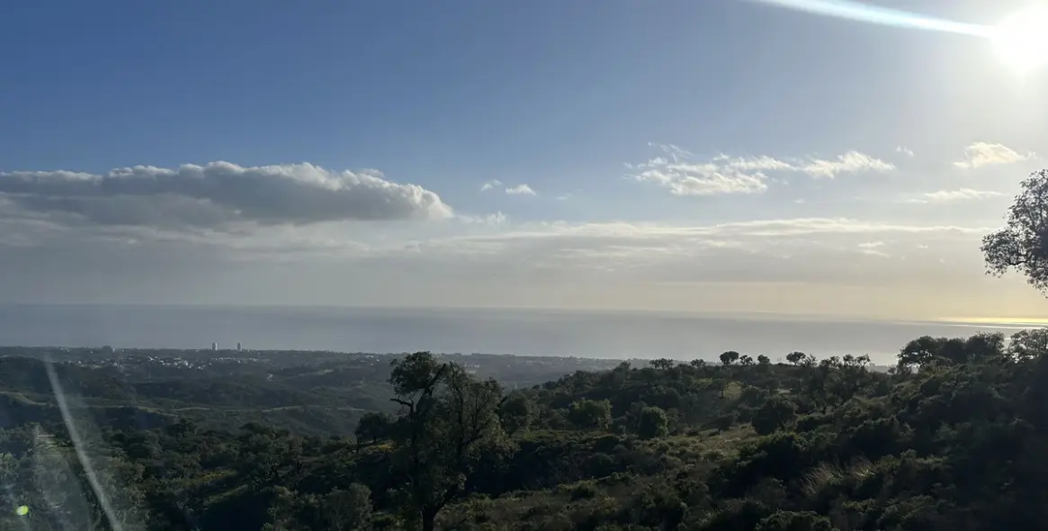 Продажа  жилого участка в La Mairena 10