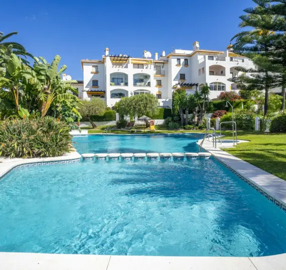 Apartamento en planta baja R5023027