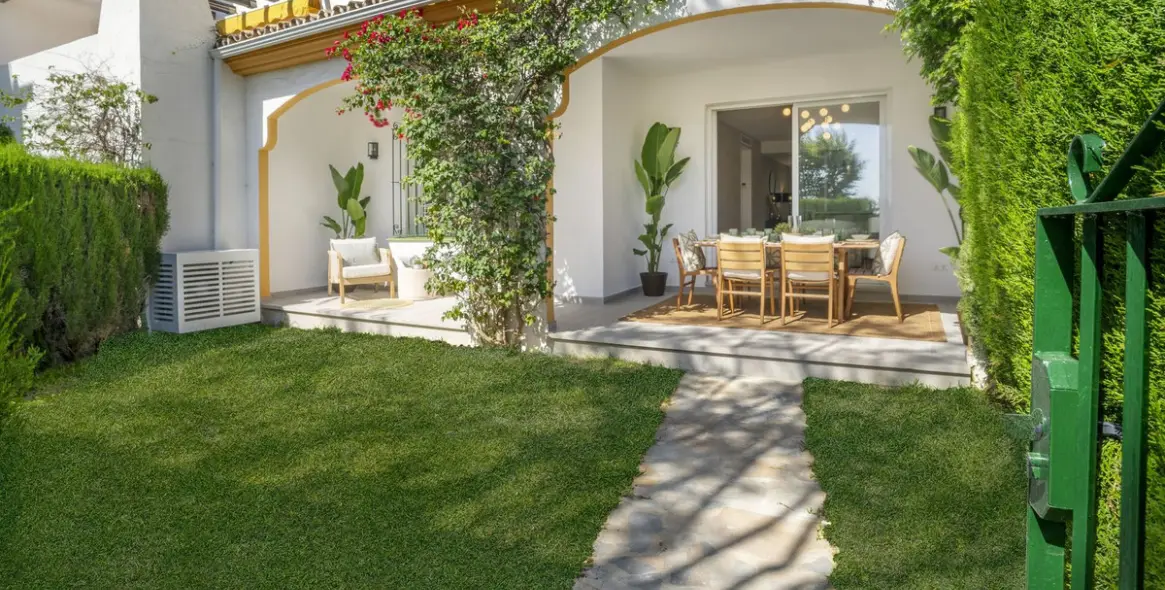 Продажа апартаментов на первом этаже в Nueva Andalucía (район Nueva Andalucía) 4