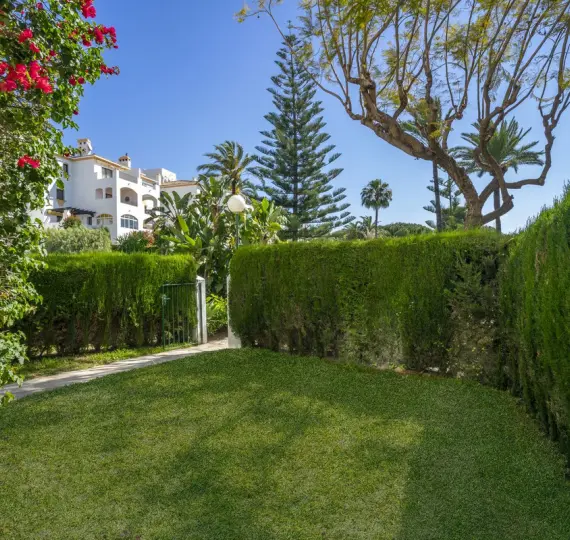 Apartamento en planta baja R5023027