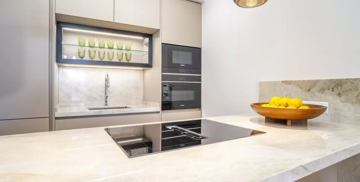 Продажа апартаментов на первом этаже в Nueva Andalucía 19