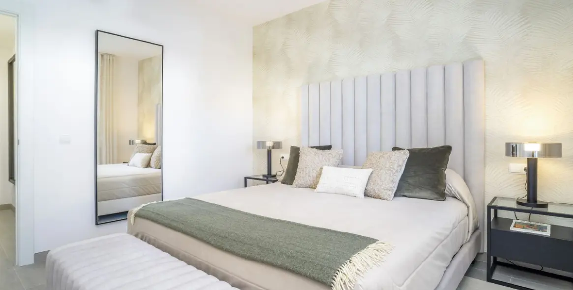 Sale of ground floor apartment in Nueva Andalucía 28