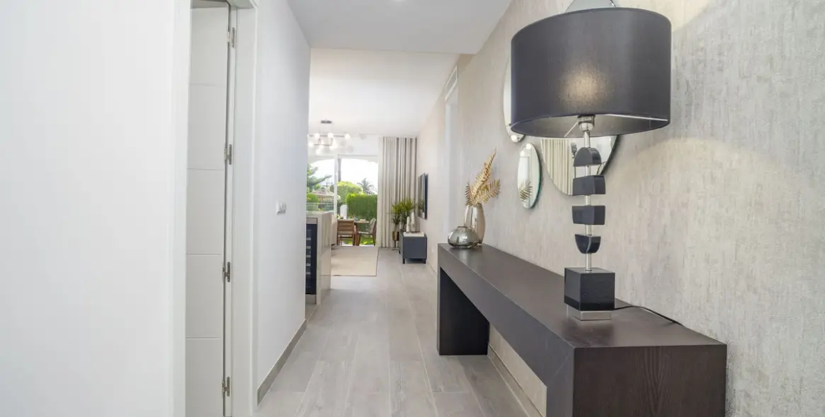 Sale of ground floor apartment in Nueva Andalucía 38