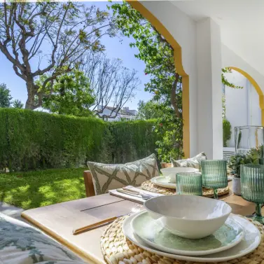 Venta de apartamento en planta baja en Nueva Andalucía