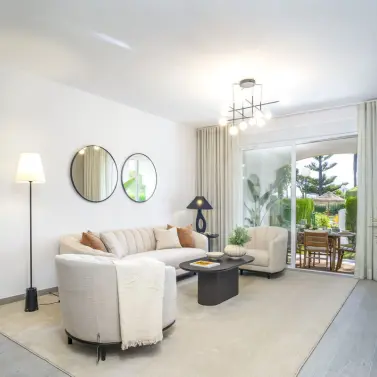 Venta de apartamento en planta baja en Nueva Andalucía