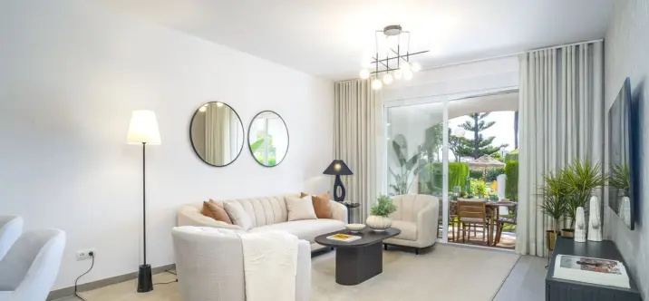 Venta de apartamento en planta baja en Nueva Andalucía 2