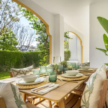 Venta de apartamento en planta baja en Nueva Andalucía