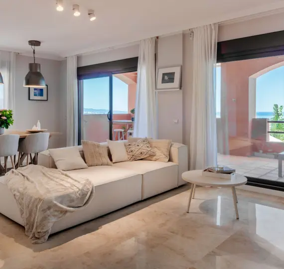 Долгосрочная аренда таунхауса в El Paraiso