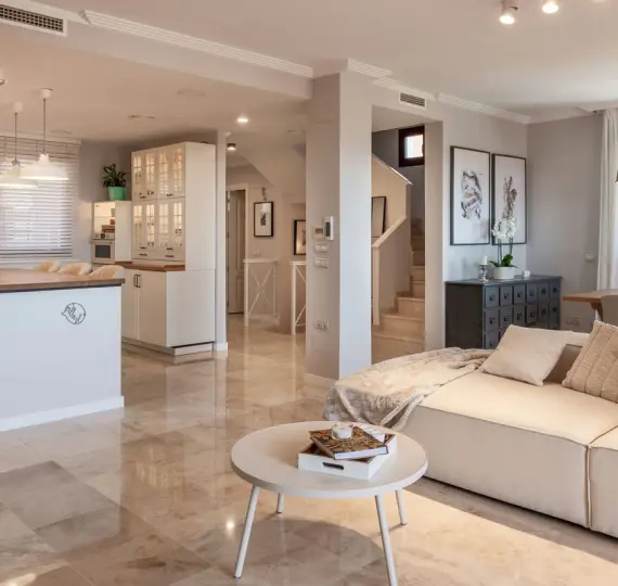 Долгосрочная аренда таунхауса в El Paraiso