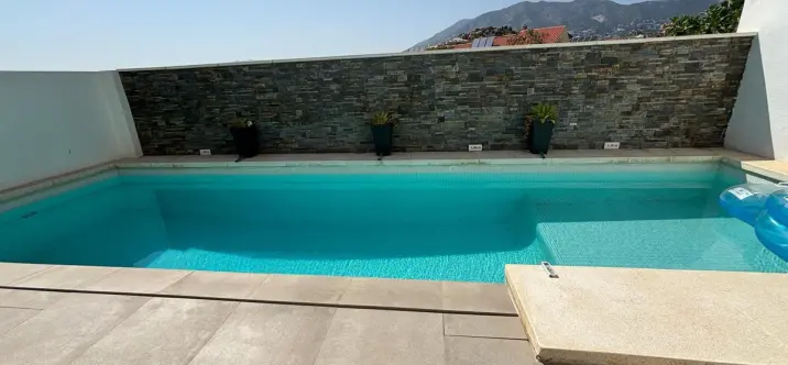 Venta de villa independiente en Fuengirola 1